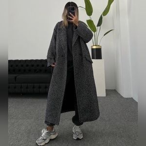 Oversized Long Sleeves Coat with Padded Shoulders